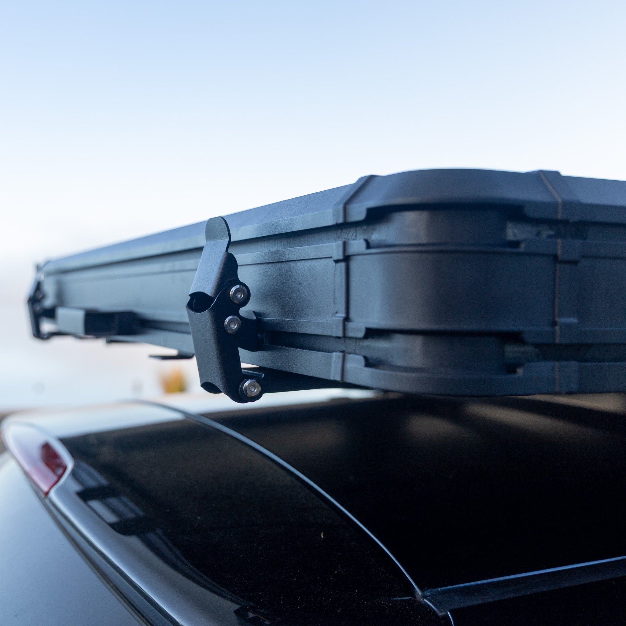 Gen1 Hardshell Rooftop Tent