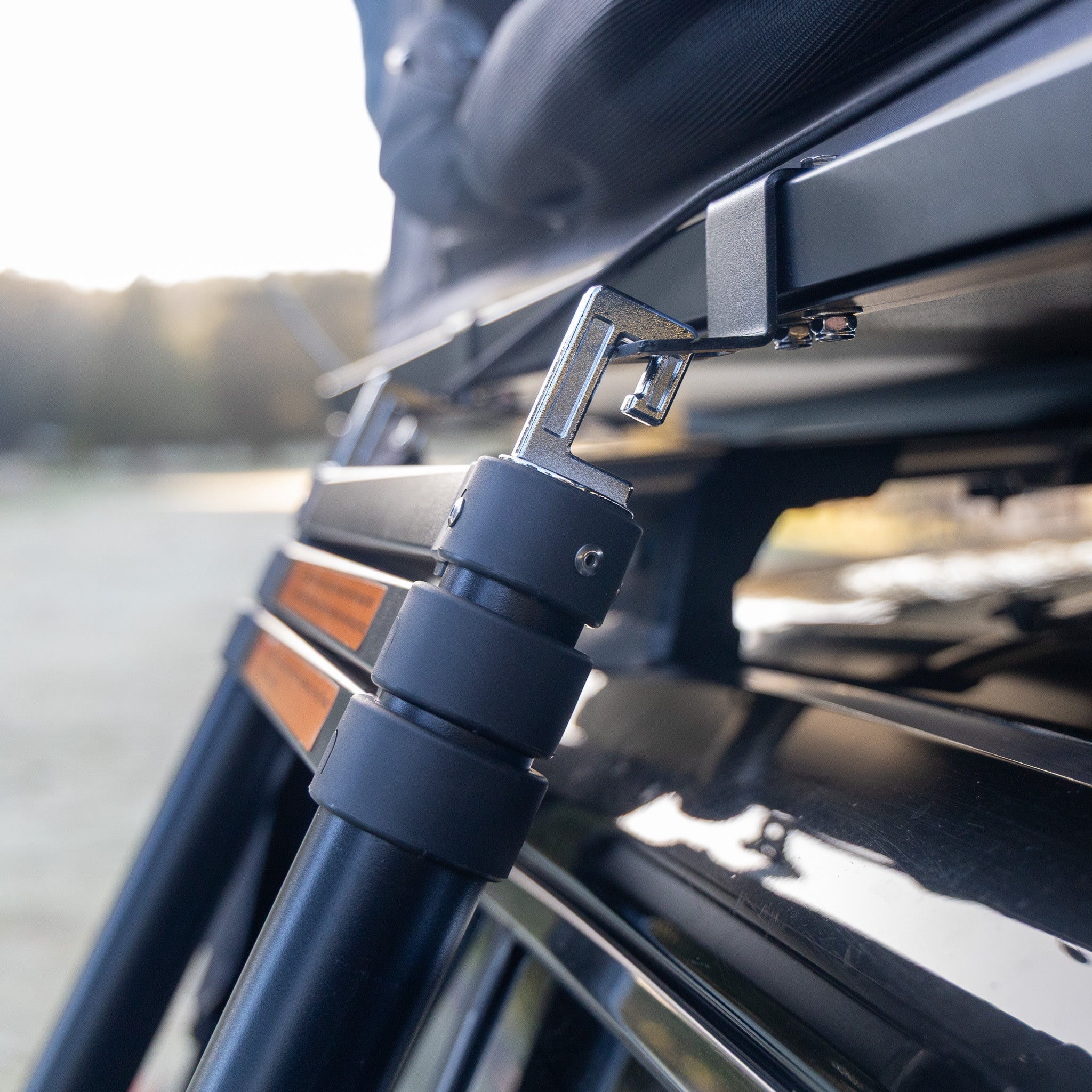 Gen1 Hardshell Rooftop Tent