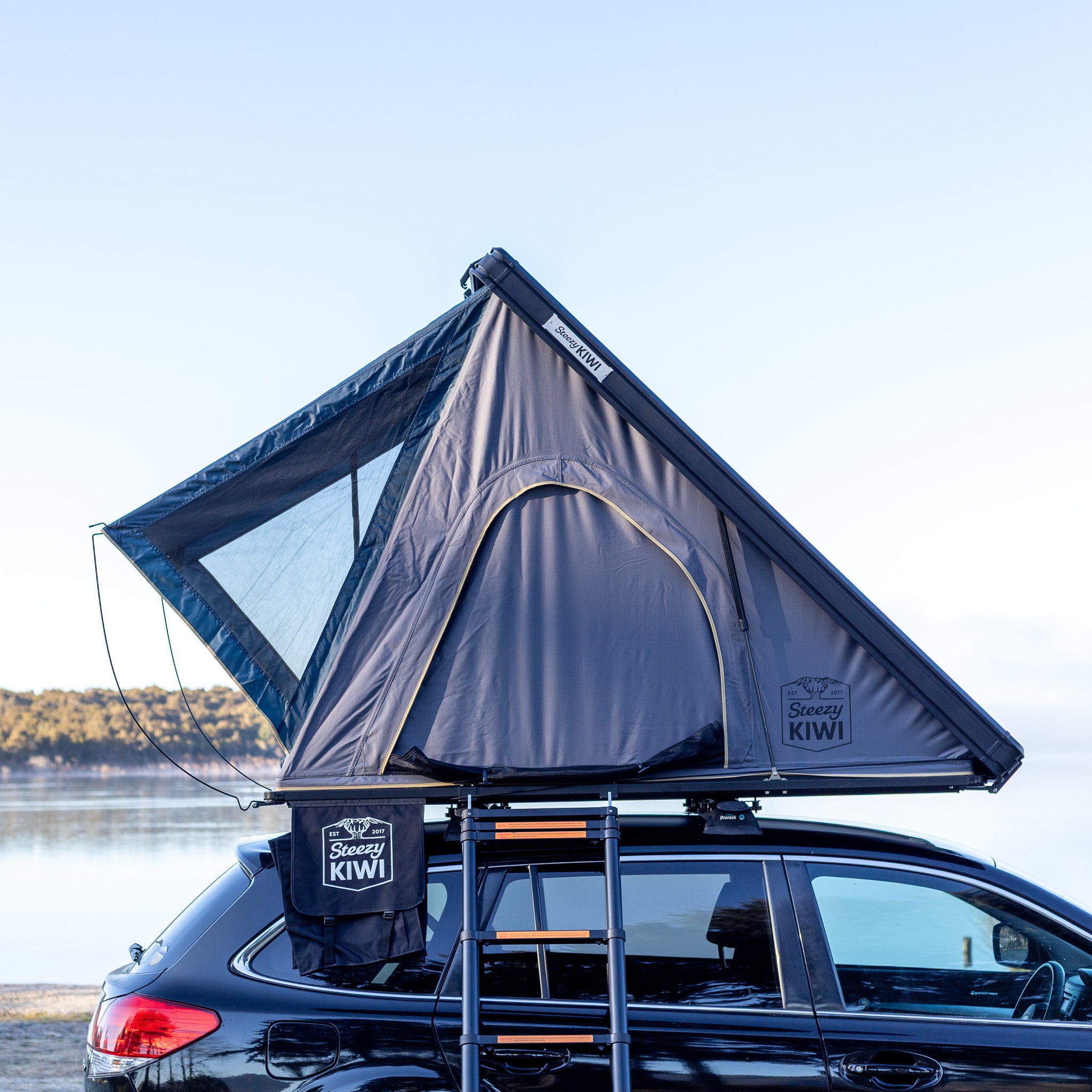 Gen1 Hardshell Rooftop Tent