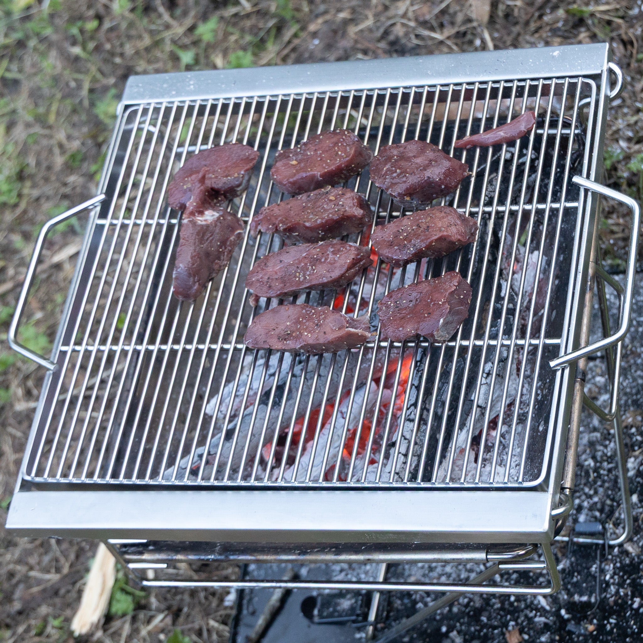 Steezy-Q - Portable camping Firepit and Grill